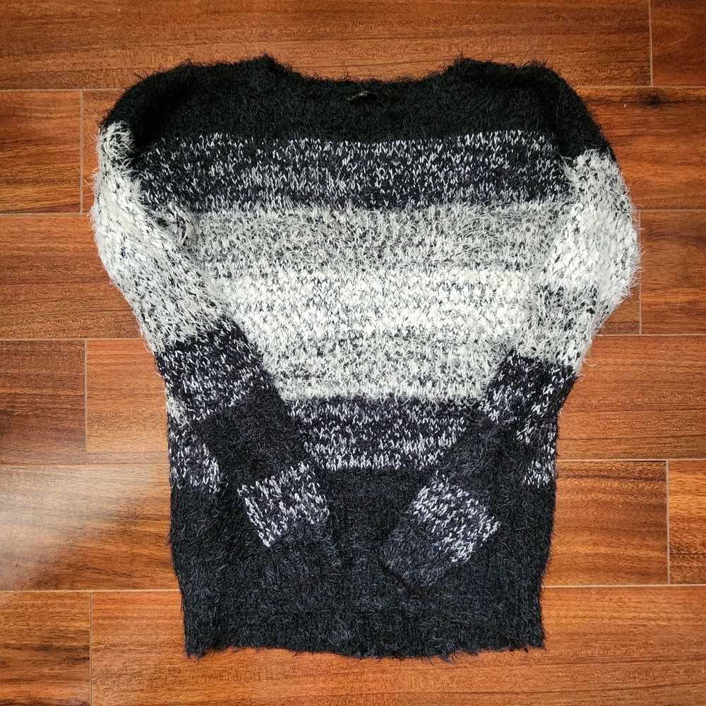 Women's Express Pullover Sweater